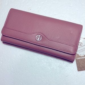 NWT GIANI BERNINI PEBBLE TRIFOLD LEATHER RECEIPT WALLET MAUVE